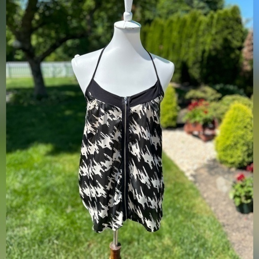 Honey Punch zippered halter tank top